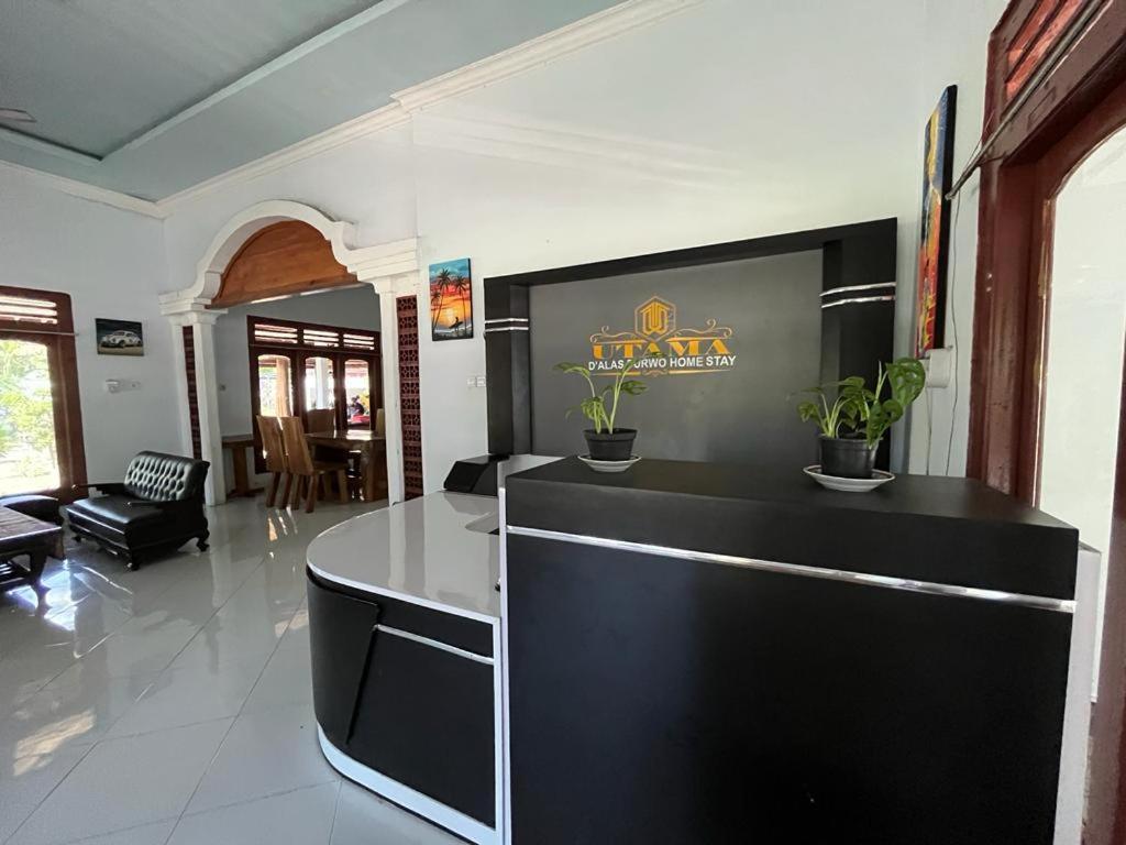 Capital O 92615 Villa Utama D'Alas Purwo Ringinpintu Ngoại thất bức ảnh